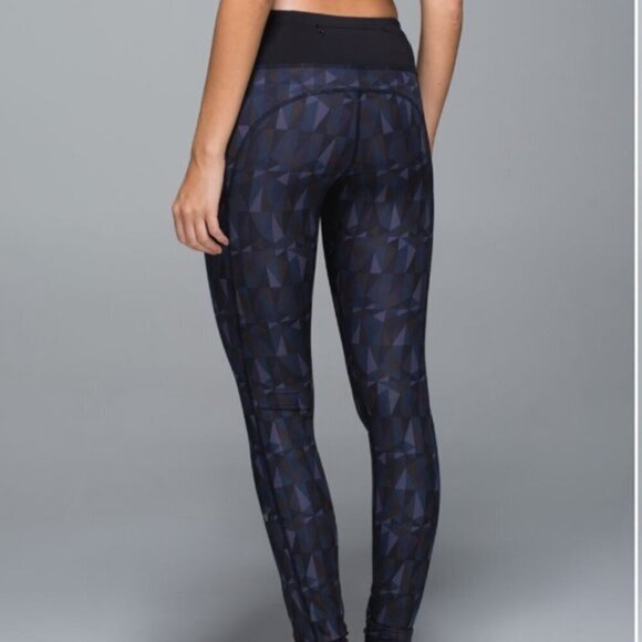 Lululemon Speed Tight II Full-On Luxtreme Stained Glass Love Nightfall 4 - Picture 5 of 10